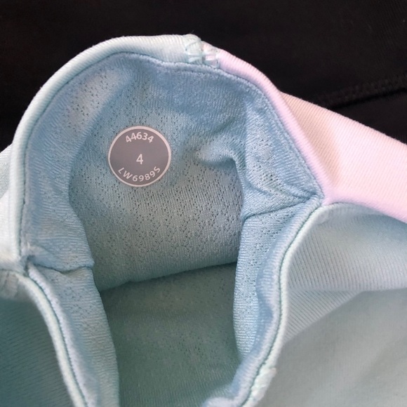 Lululemon Groove Crop - Picture 4 of 5